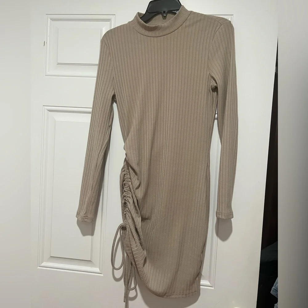 Drawstring Side Rib-Knit Bodycon Dress - Picture 3 of 3